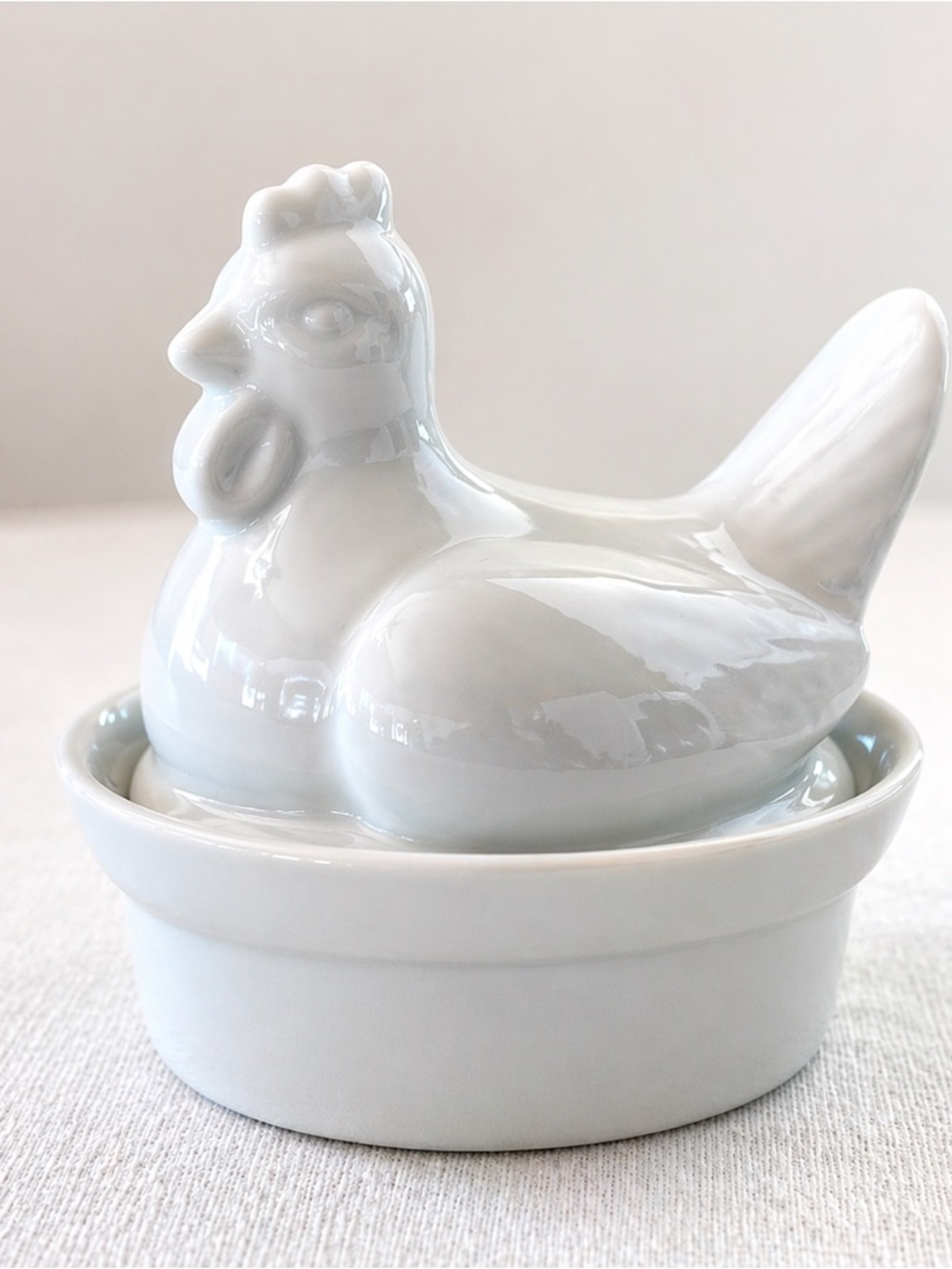 White Ceramic Chicken Trinket Dish / Egg Holder with Lid